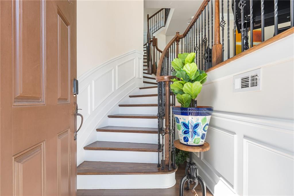 3581 Adelaide Crossing