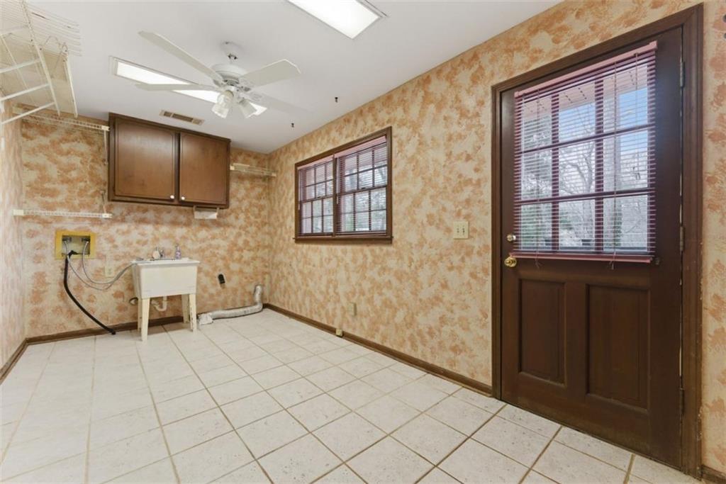 3439 Valley Vista Road