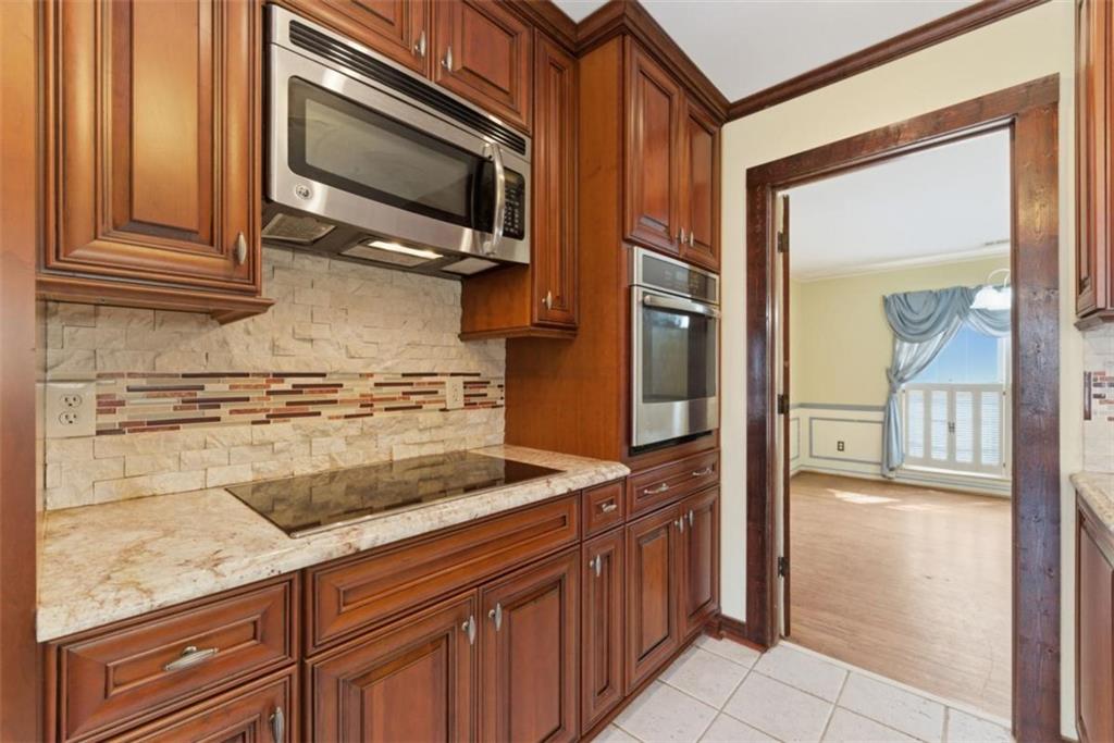 3439 Valley Vista Road