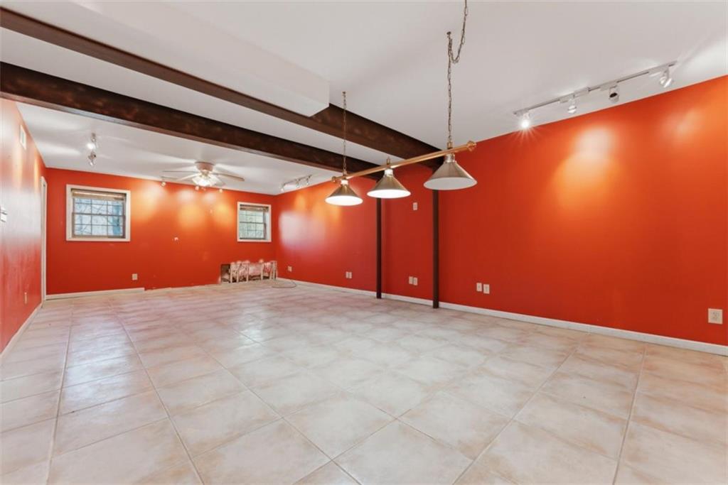 3439 Valley Vista Road