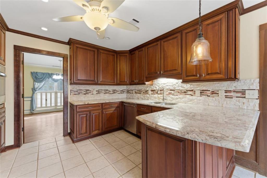 3439 Valley Vista Road