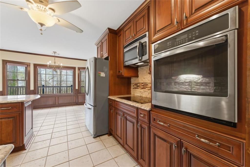 3439 Valley Vista Road