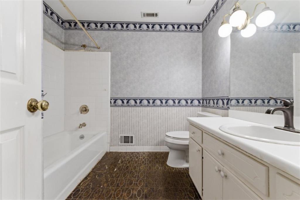 3439 Valley Vista Road