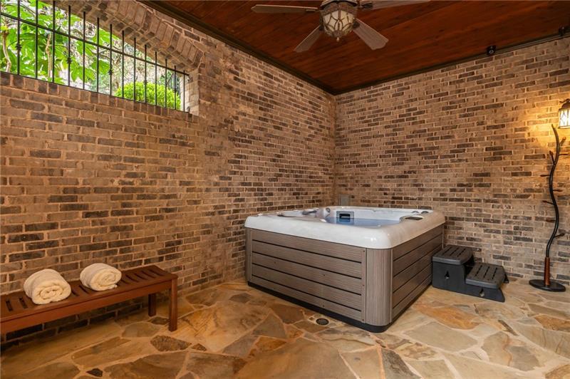 1098 Wimberly Road NE