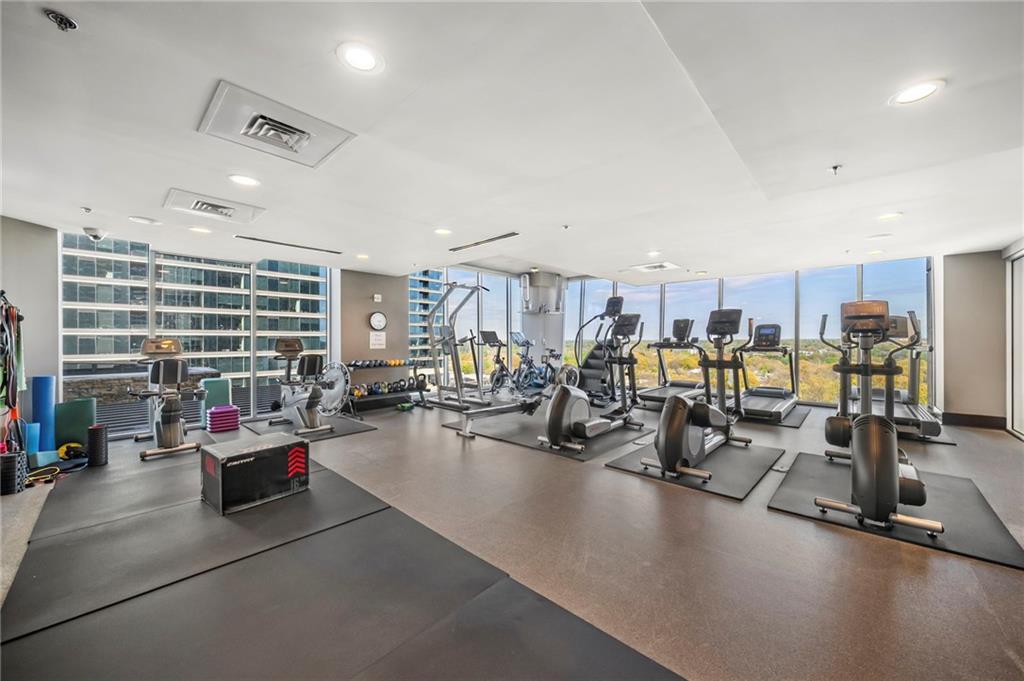 855 Peachtree Street NE Unit 2804