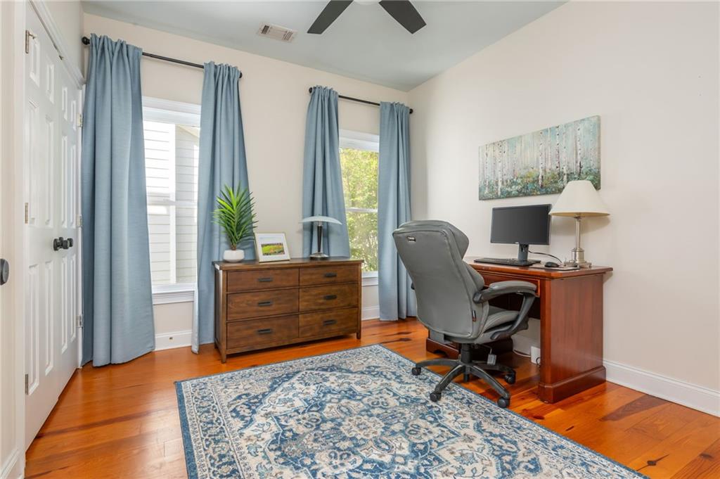 3230 Cates Avenue NE