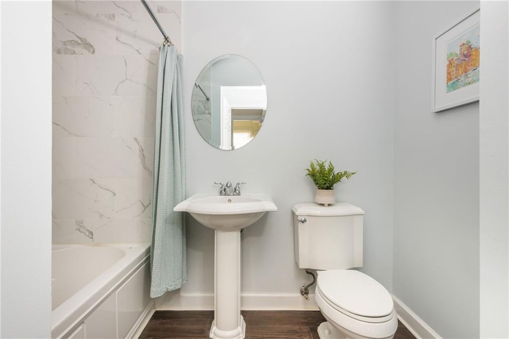 3230 Cates Avenue NE