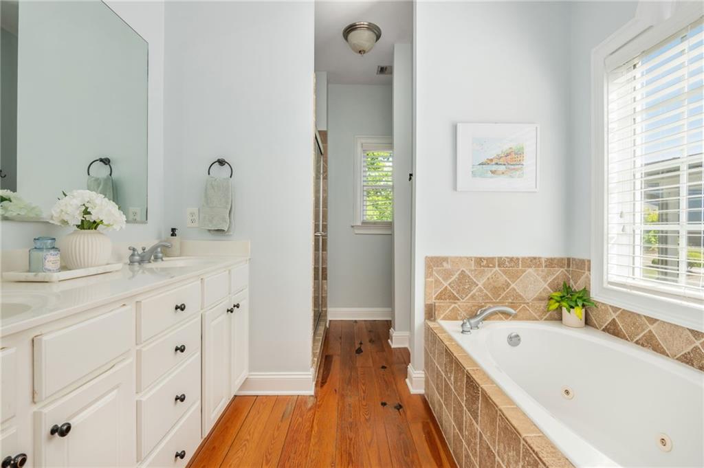 3230 Cates Avenue NE