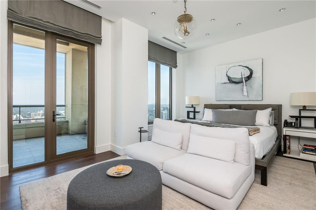 3376 Peachtree Road NE Unit PH51