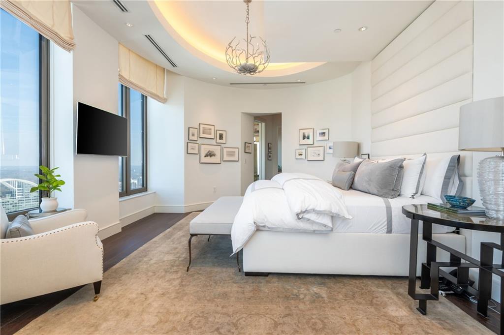 3376 Peachtree Road NE Unit PH51