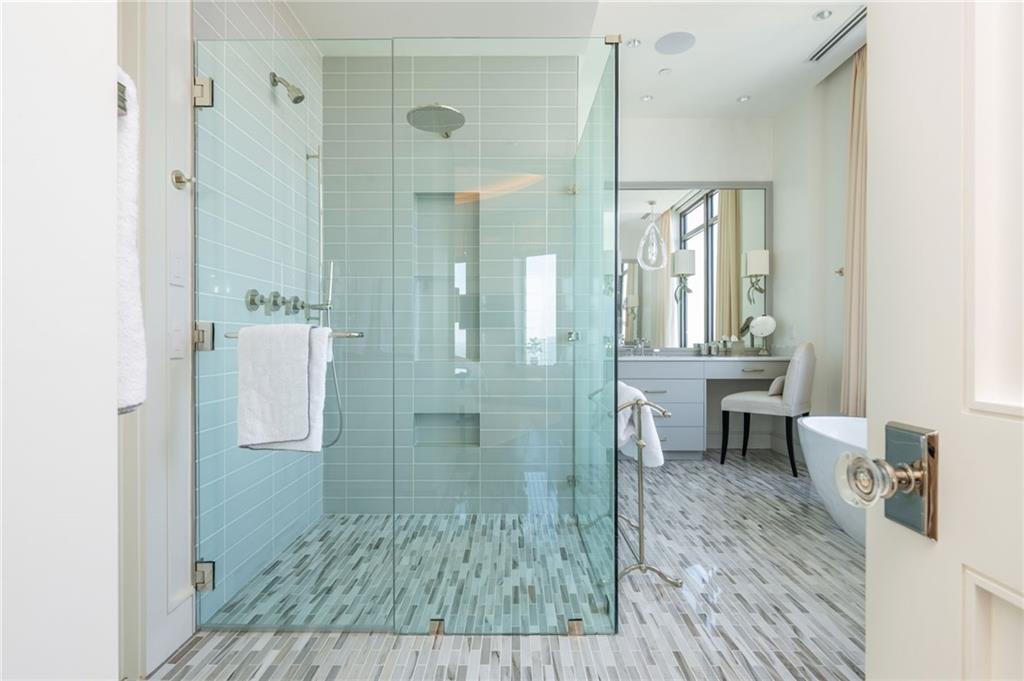 3376 Peachtree Road NE Unit PH51