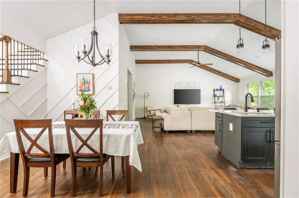 1461 Lively Ridge Road NE