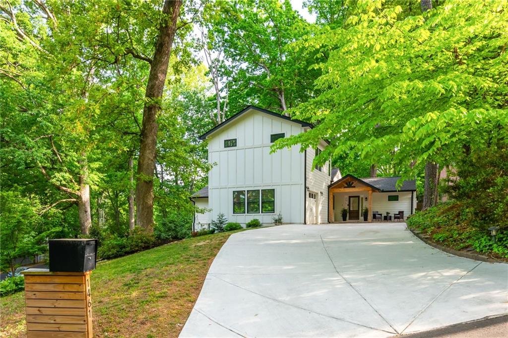 1461 Lively Ridge Road NE