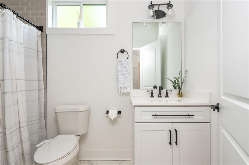 1461 Lively Ridge Road NE