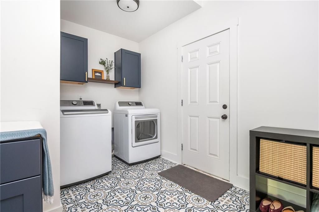 1461 Lively Ridge Road NE