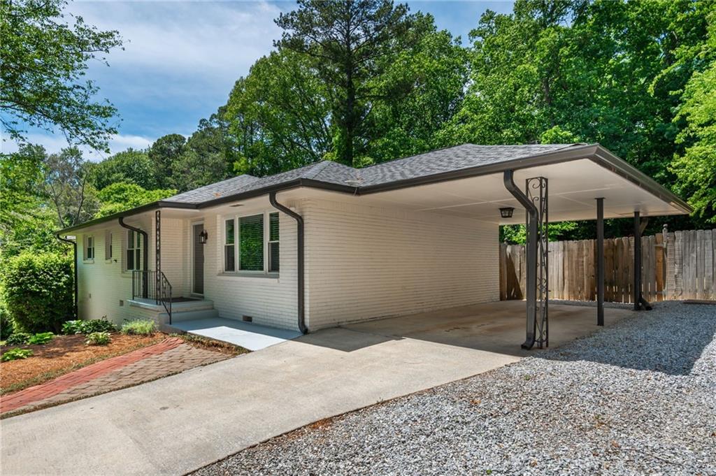 3136 Meadowood Lane