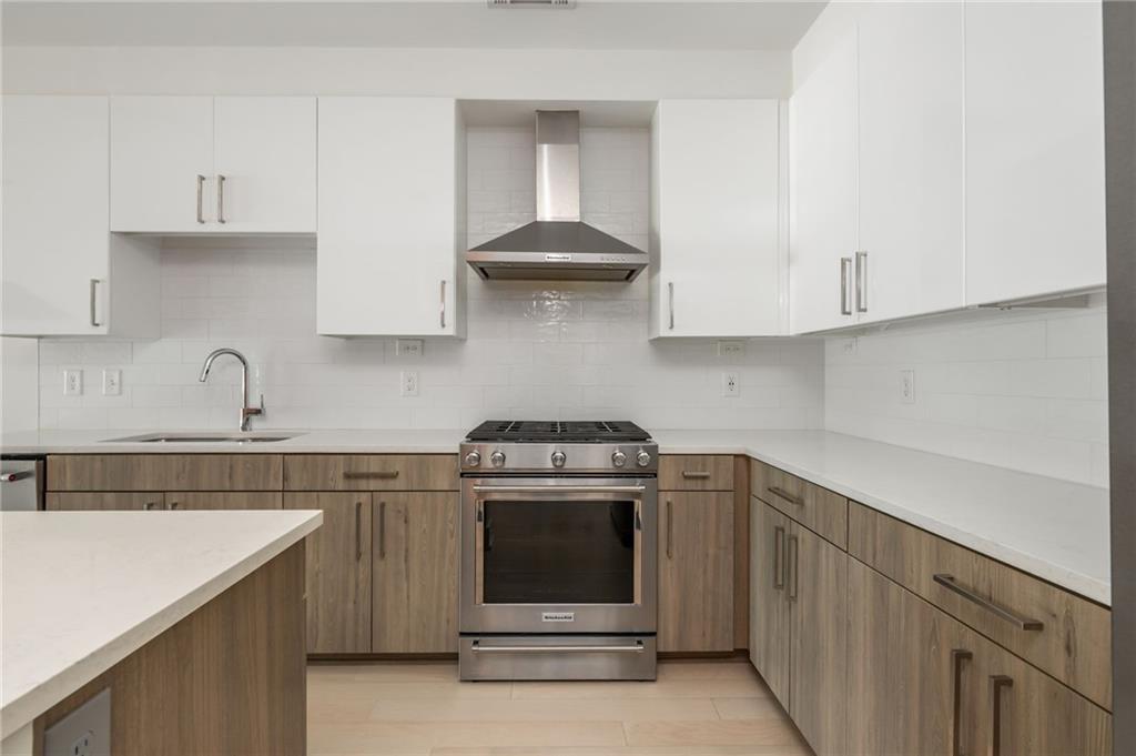 775 Juniper Street NE Unit 515