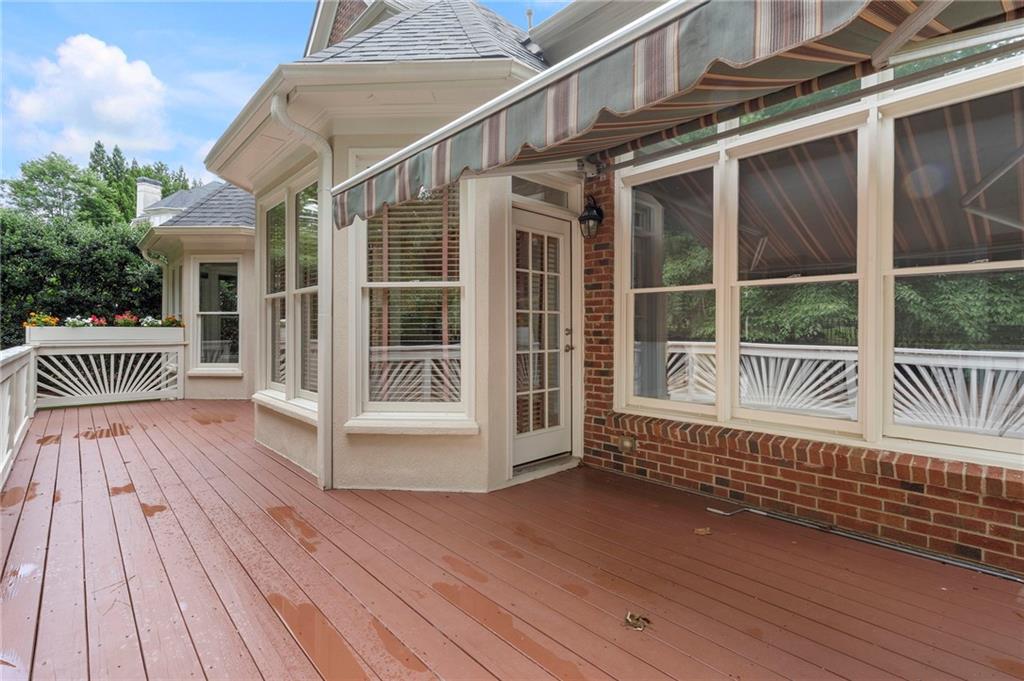 925 York Cove
