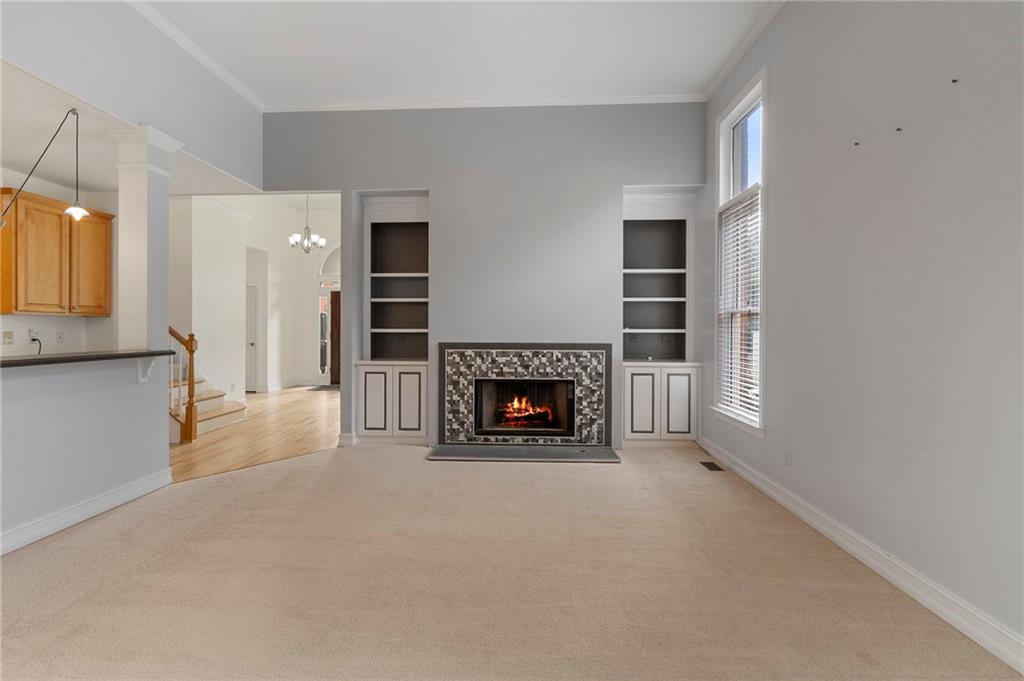 925 York Cove