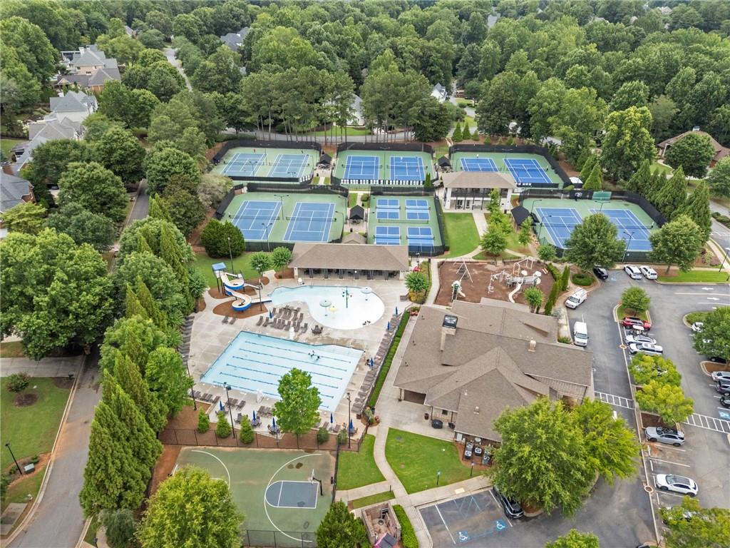 925 York Cove