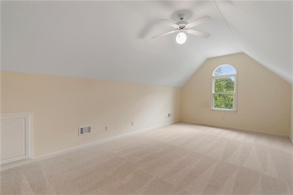 925 York Cove