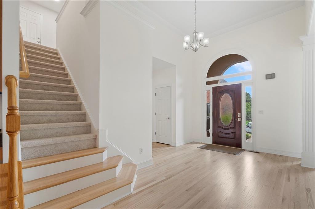 925 York Cove