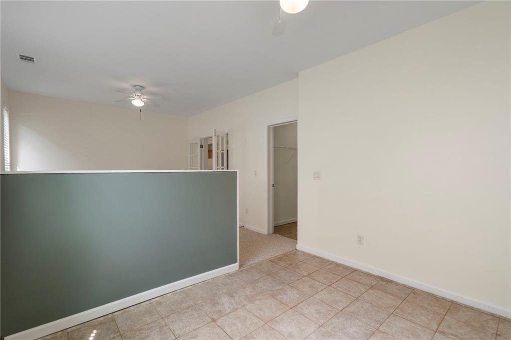 925 York Cove