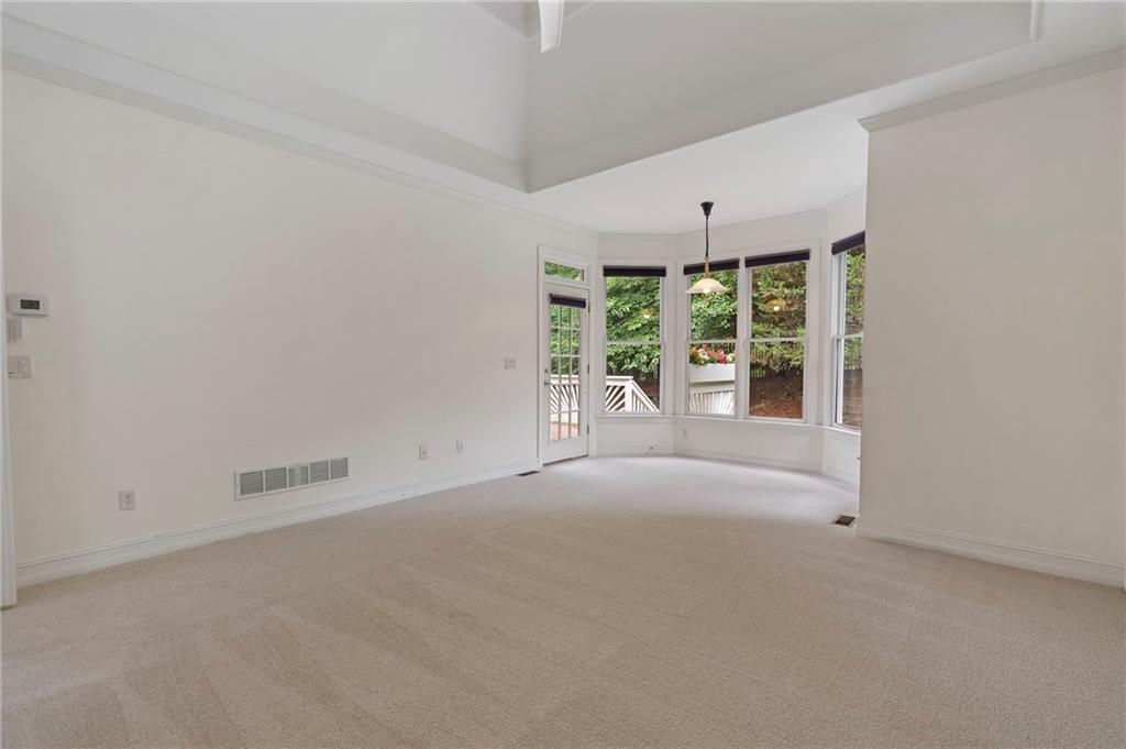 925 York Cove