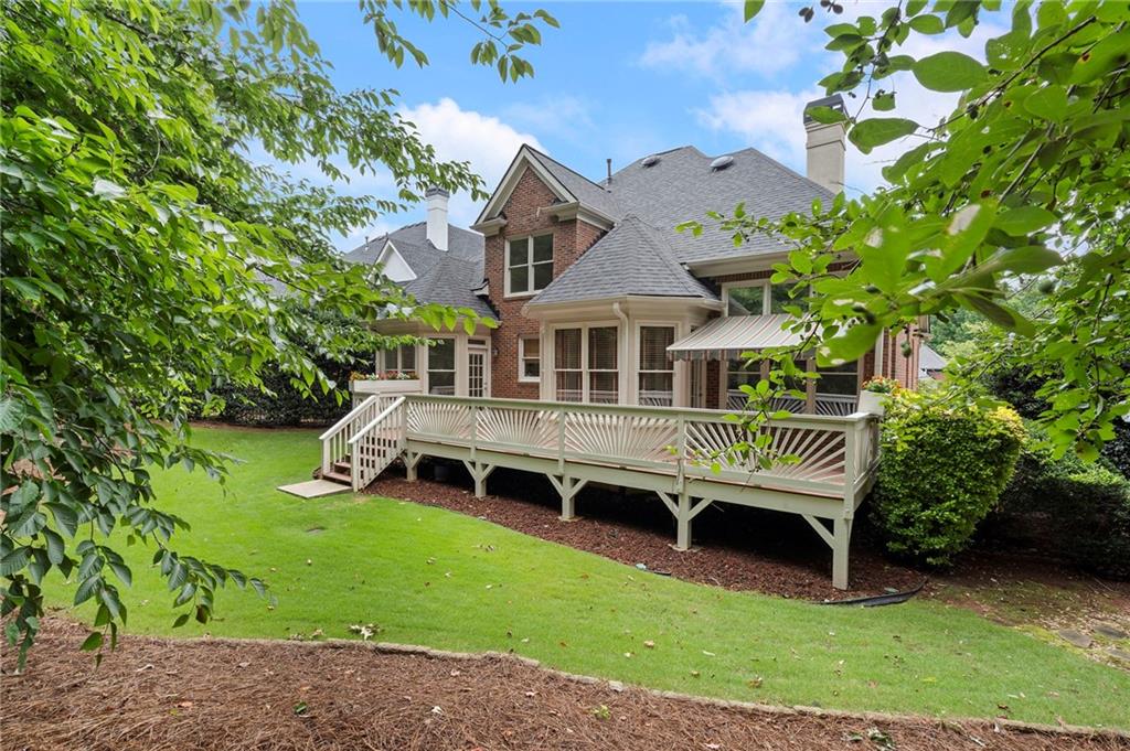 925 York Cove