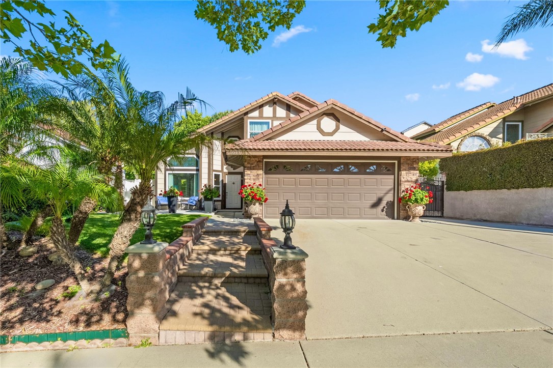 1043 Smoketree Drive