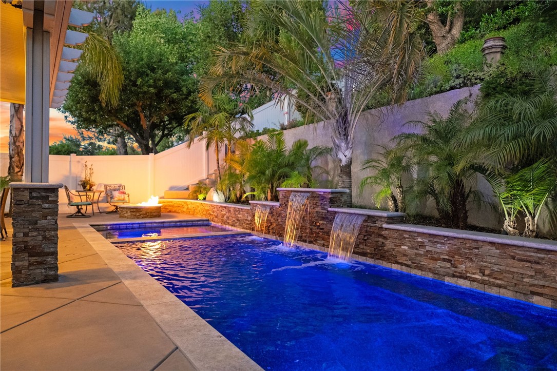 1043 Smoketree Drive