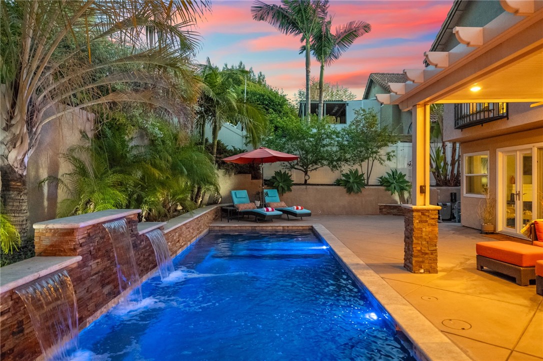 1043 Smoketree Drive