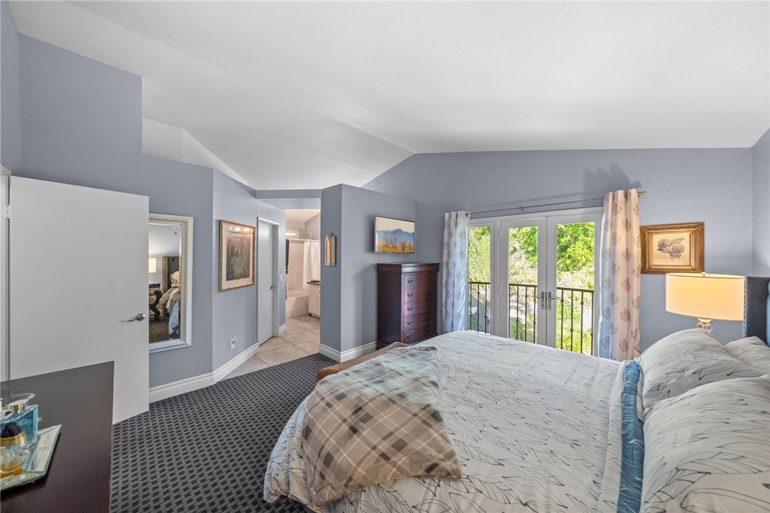 1043 Smoketree Drive