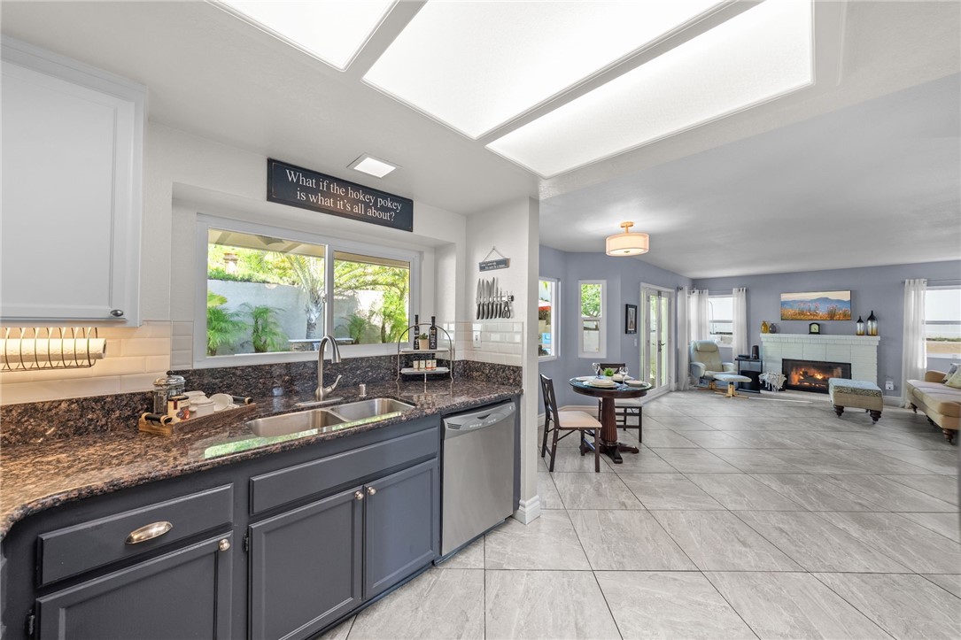 1043 Smoketree Drive