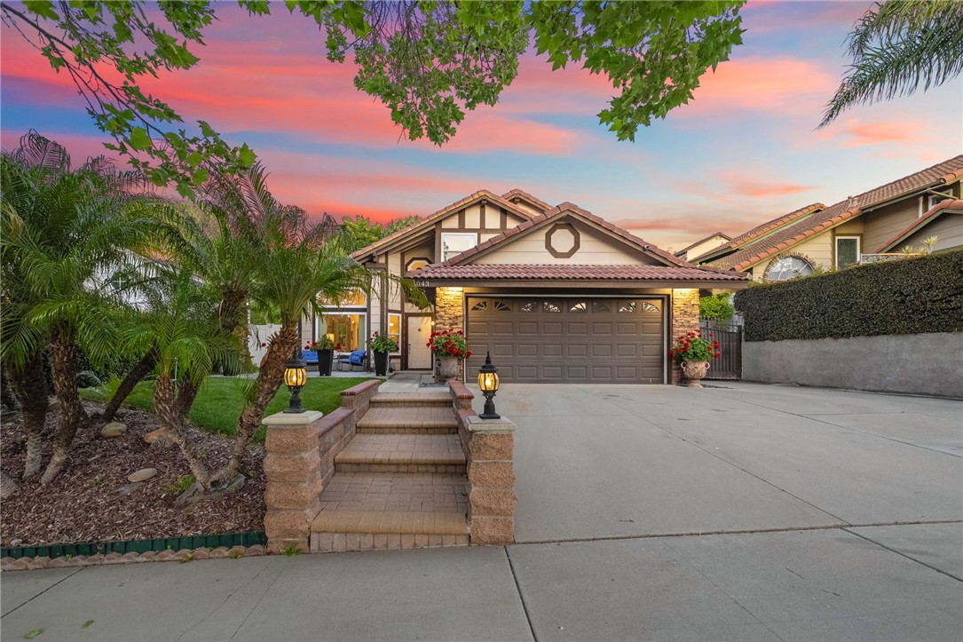 1043 Smoketree Drive