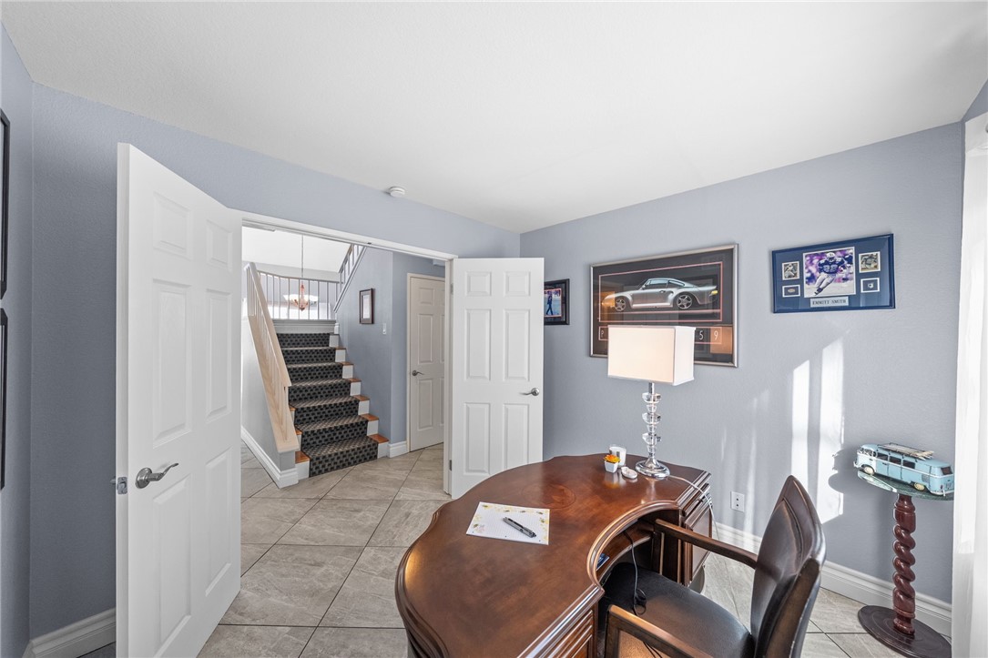 1043 Smoketree Drive