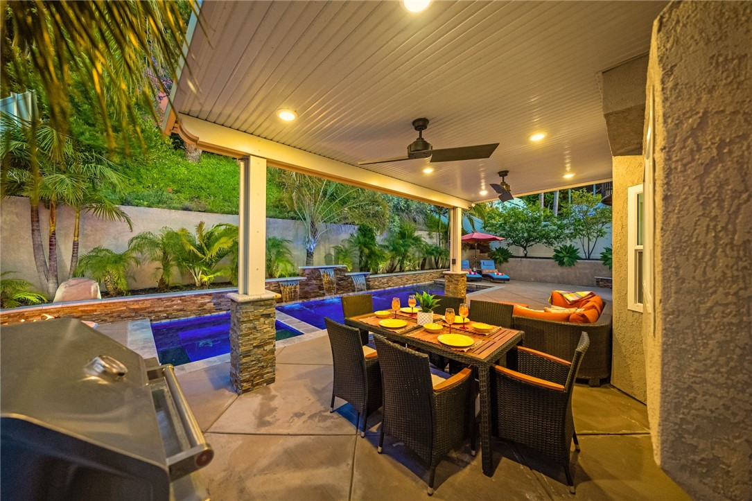 1043 Smoketree Drive