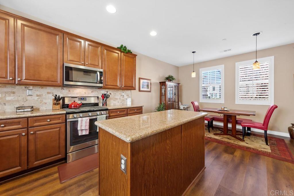 27461 Blackstone Road