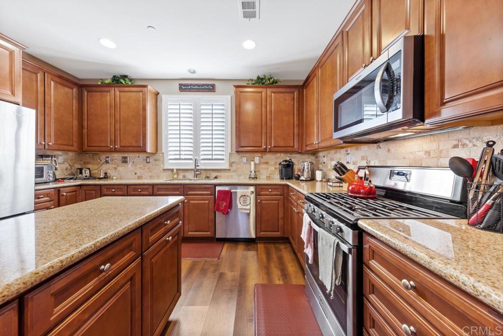 27461 Blackstone Road