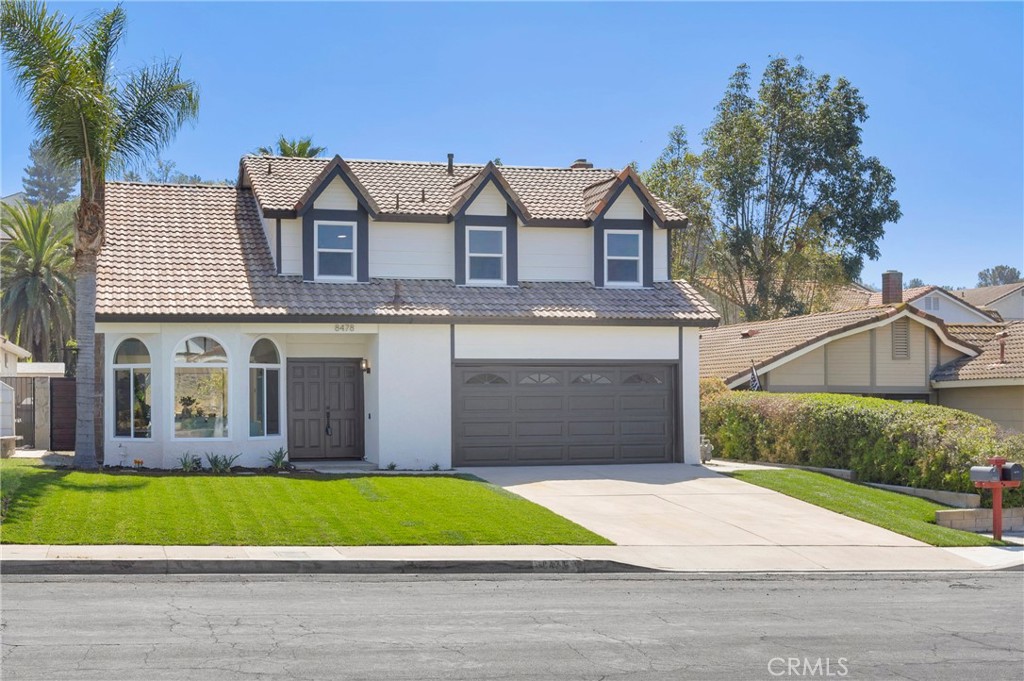 8478 E Frostwood Street