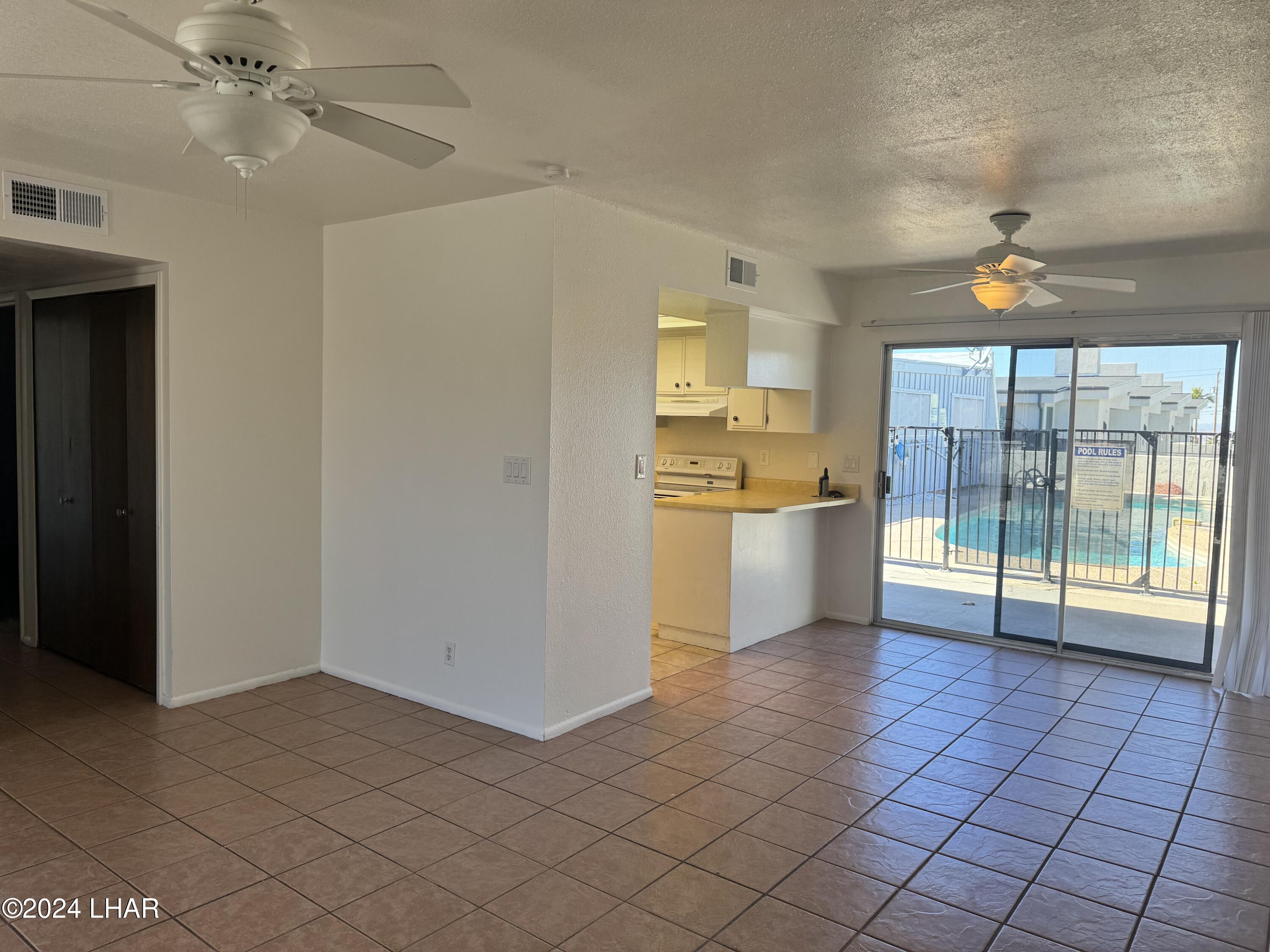 1237 Sunny Ridge Dr