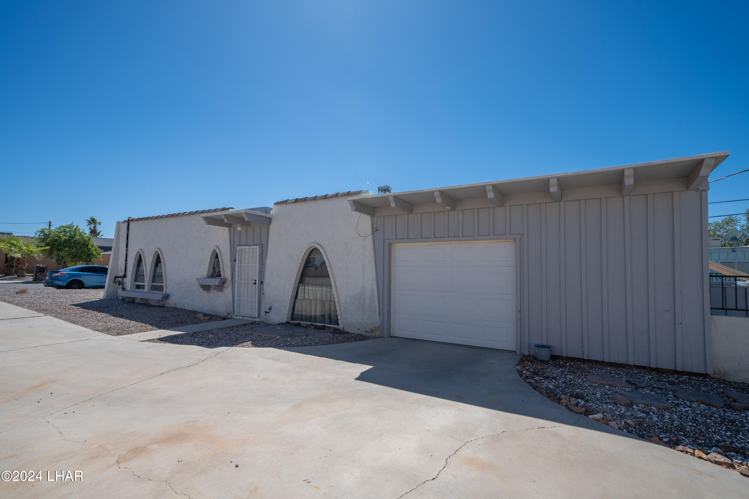 1237 Sunny Ridge Dr