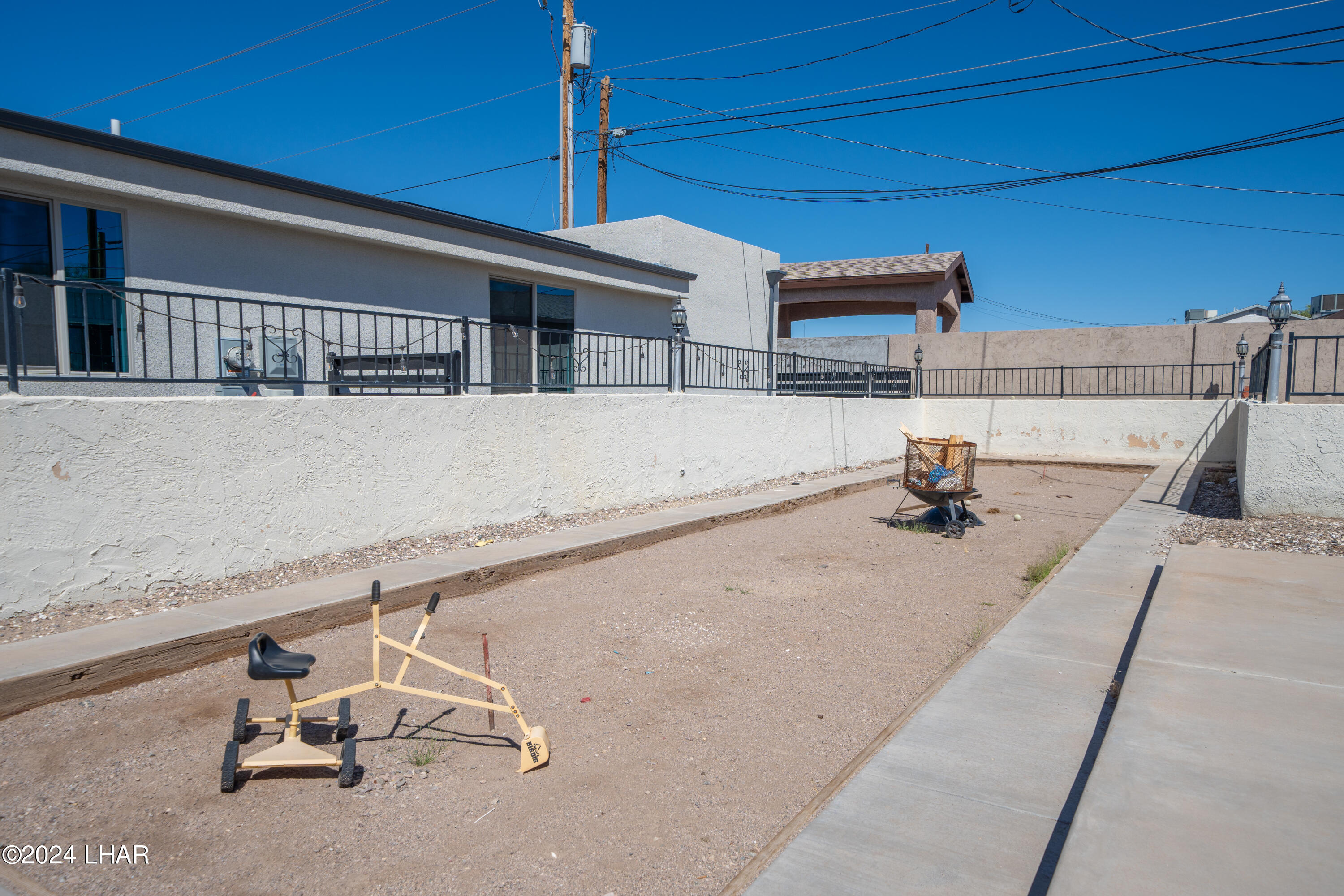 1237 Sunny Ridge Dr
