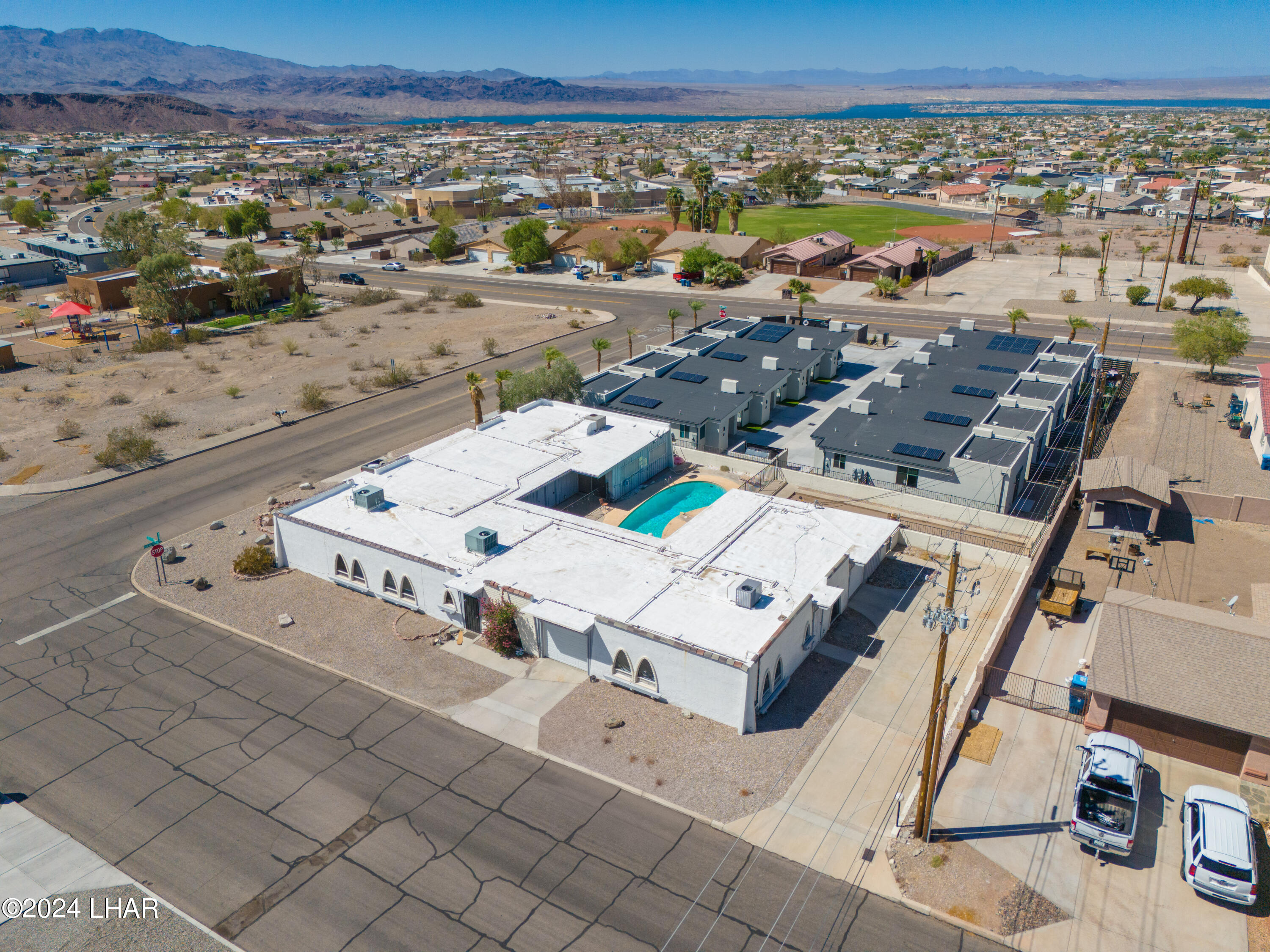 1237 Sunny Ridge Dr