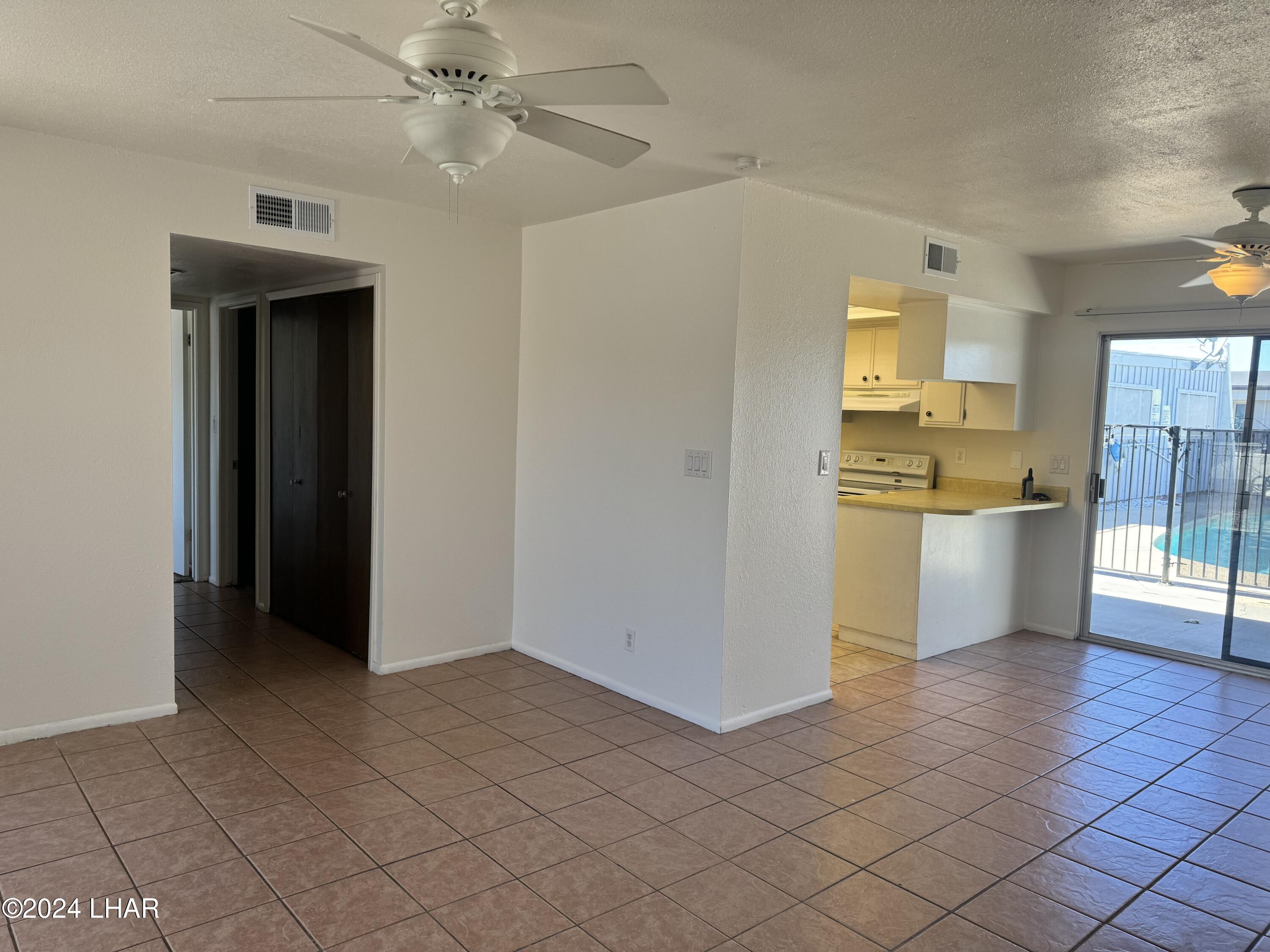 1237 Sunny Ridge Dr