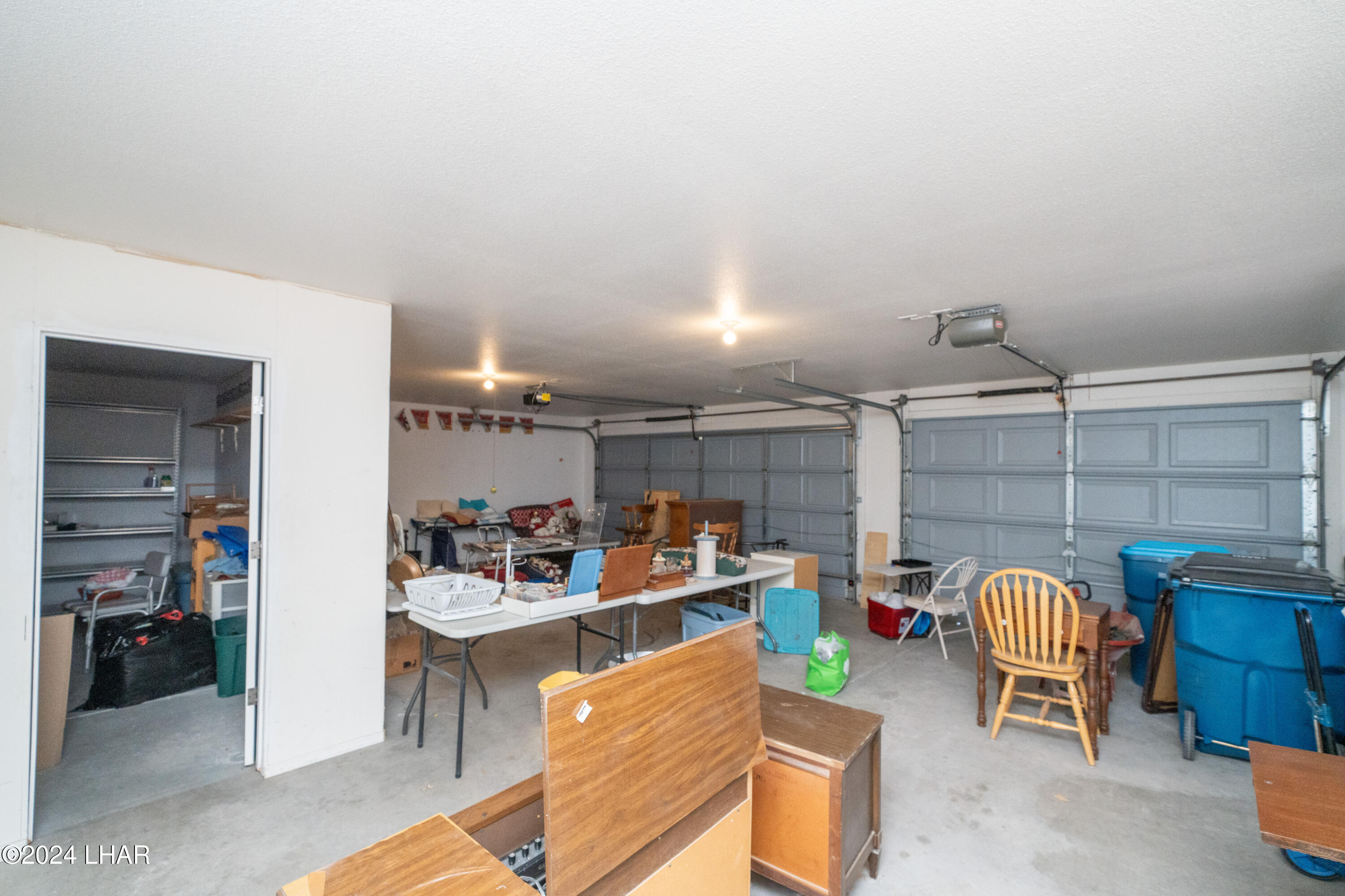 3270 Iroquois Dr