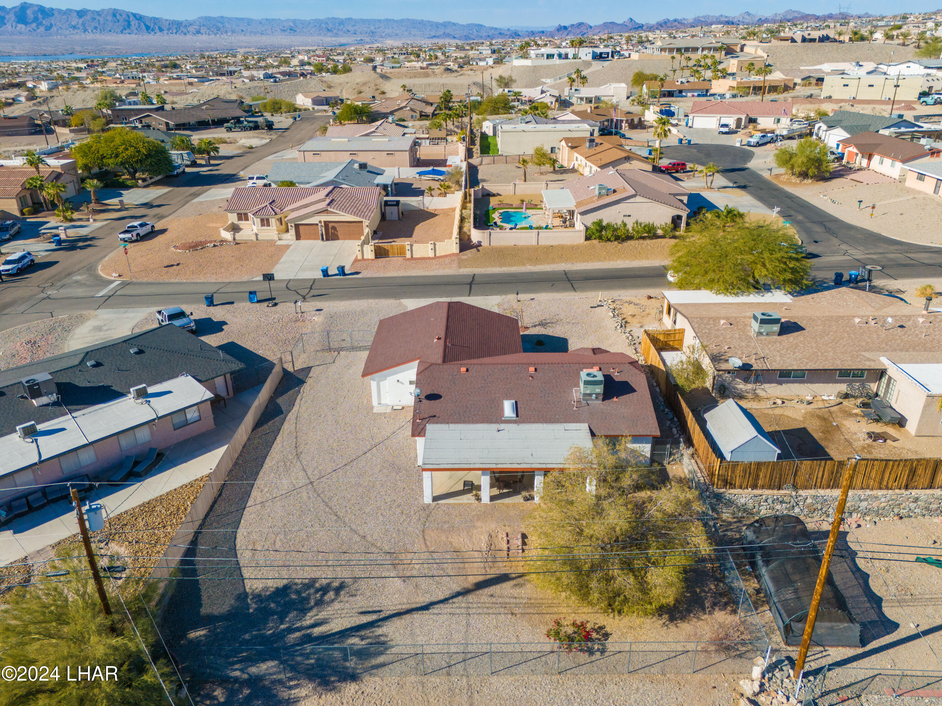 3270 Iroquois Dr