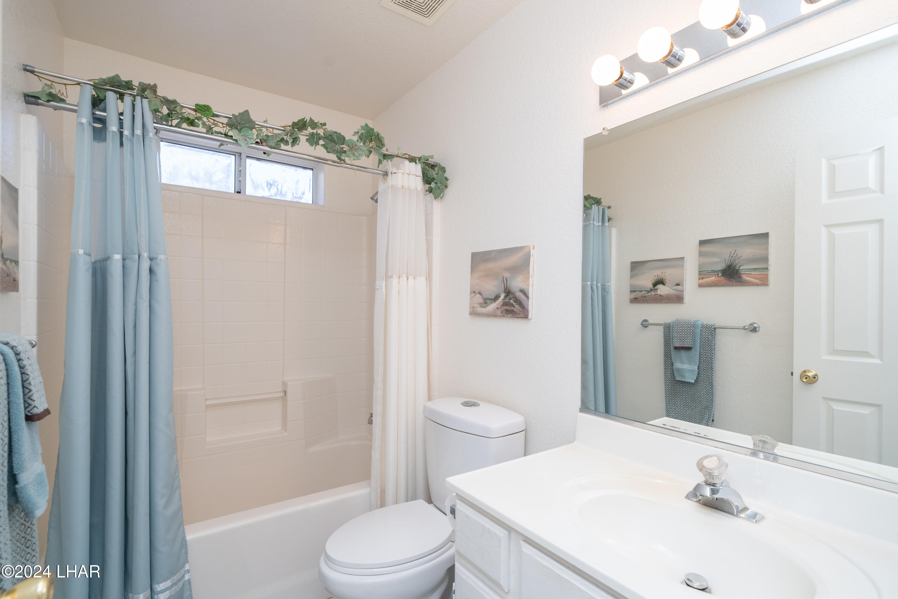 3270 Iroquois Dr