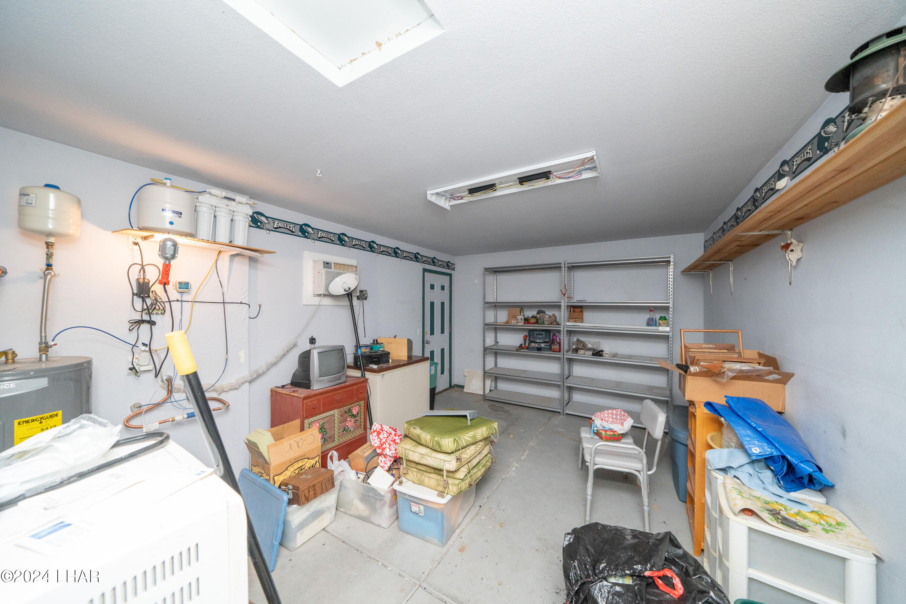 3270 Iroquois Dr