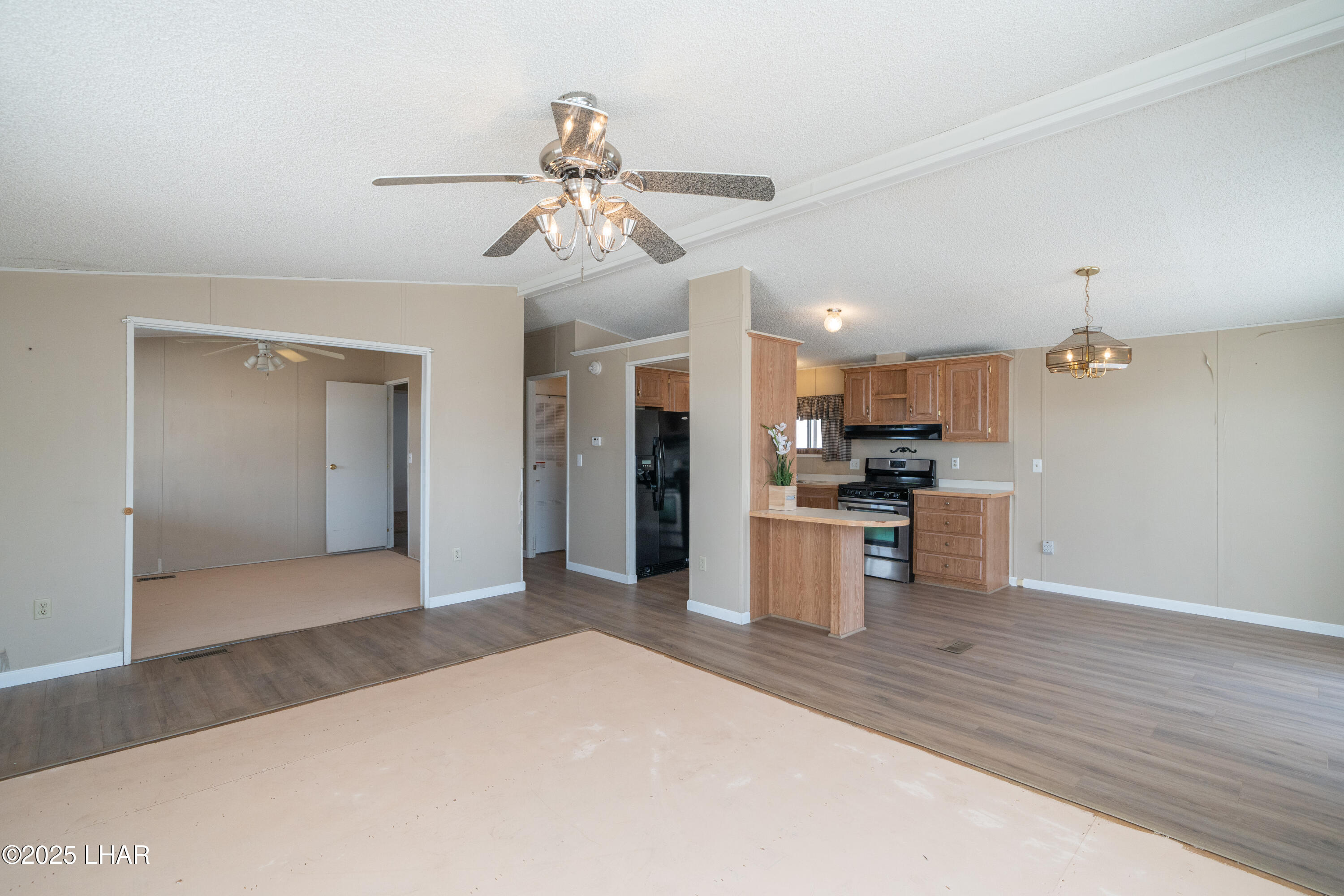 3026 Ted Ln